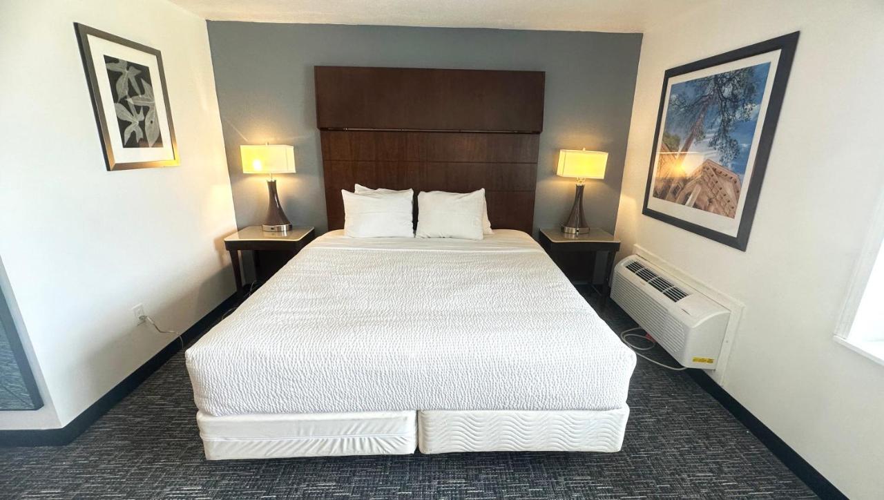 Quality Inn & Suites Caribou Екстериор снимка