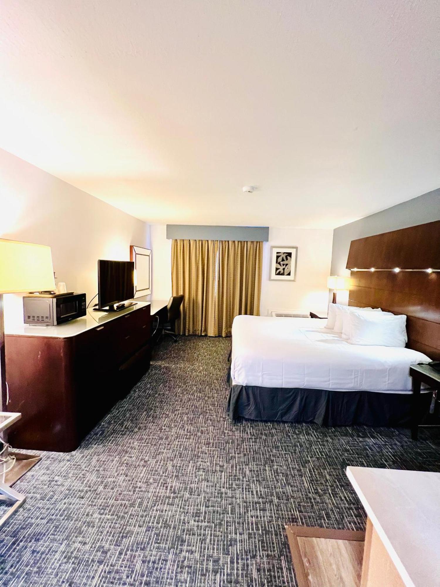 Quality Inn & Suites Caribou Екстериор снимка