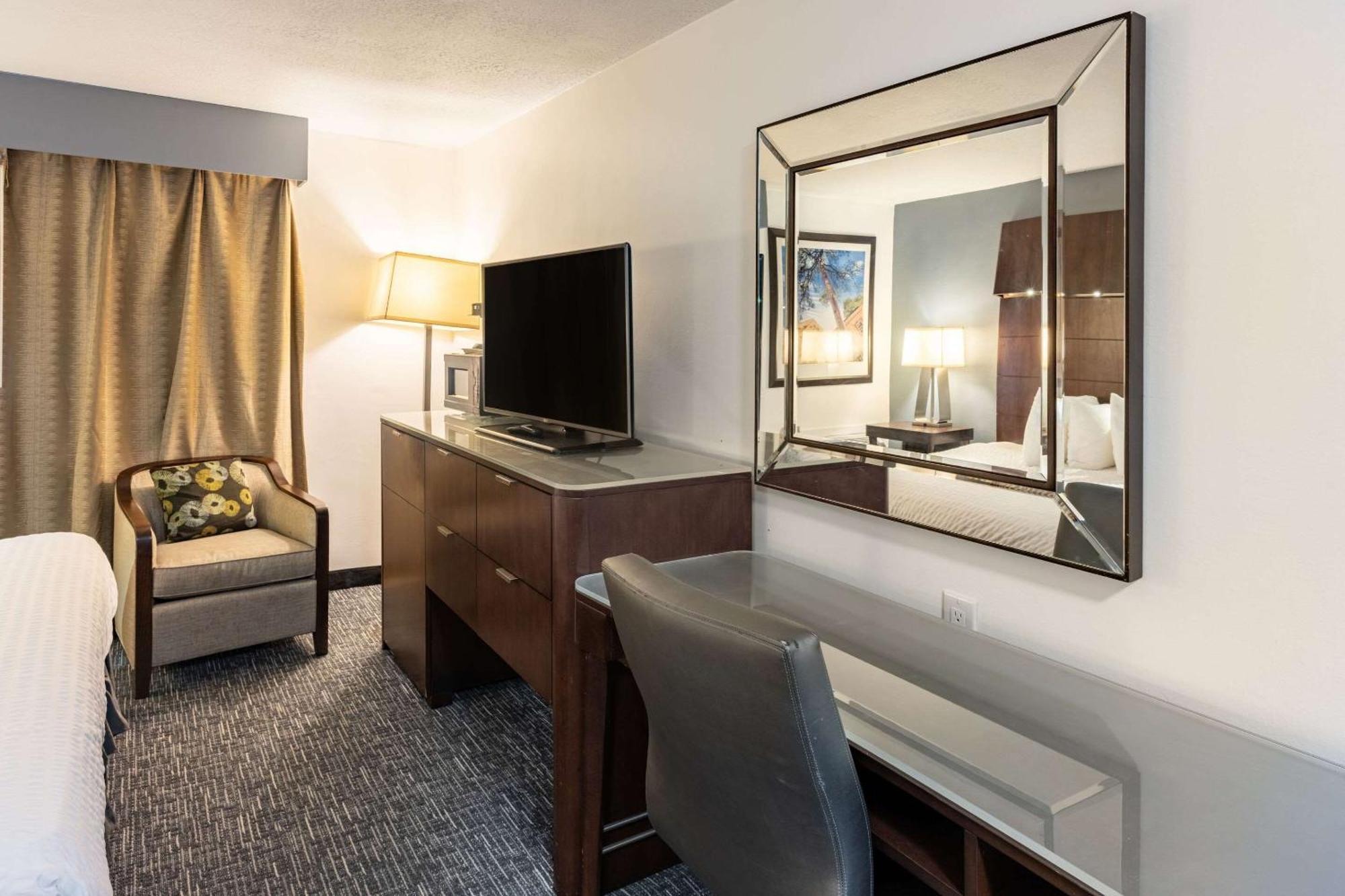 Quality Inn & Suites Caribou Екстериор снимка