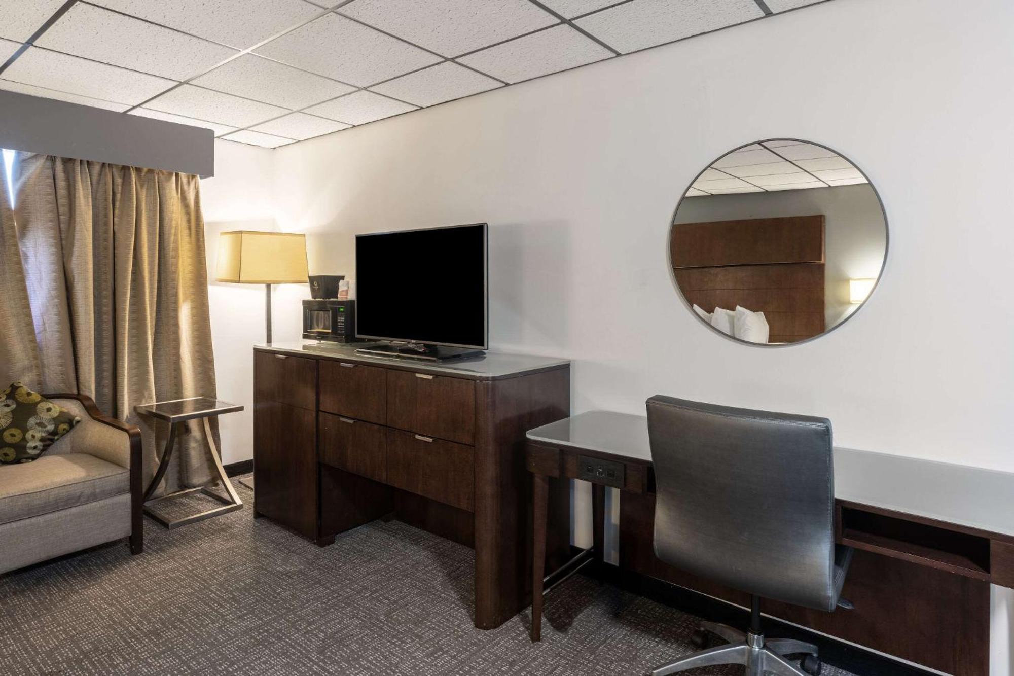 Quality Inn & Suites Caribou Екстериор снимка
