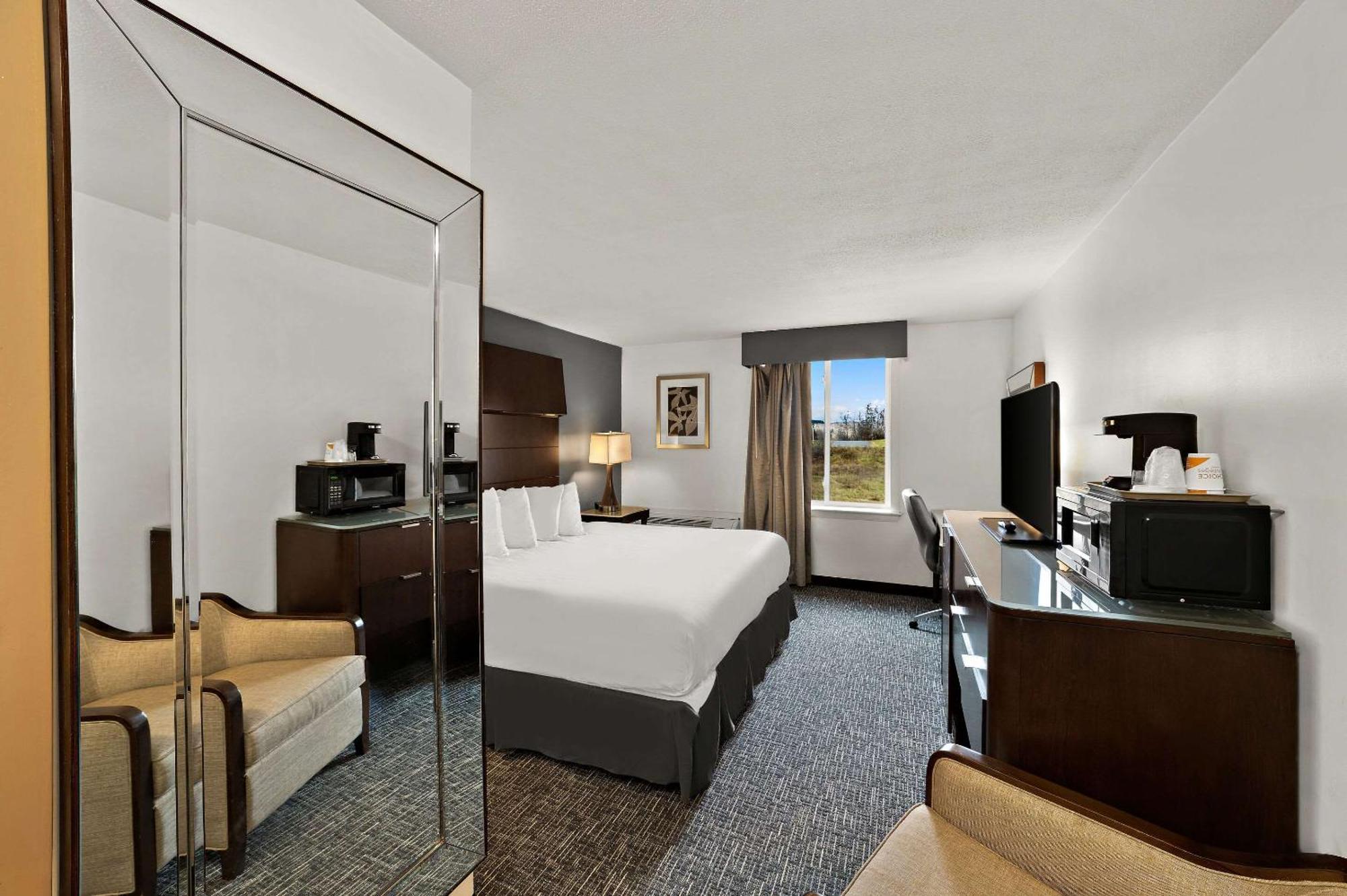Quality Inn & Suites Caribou Екстериор снимка