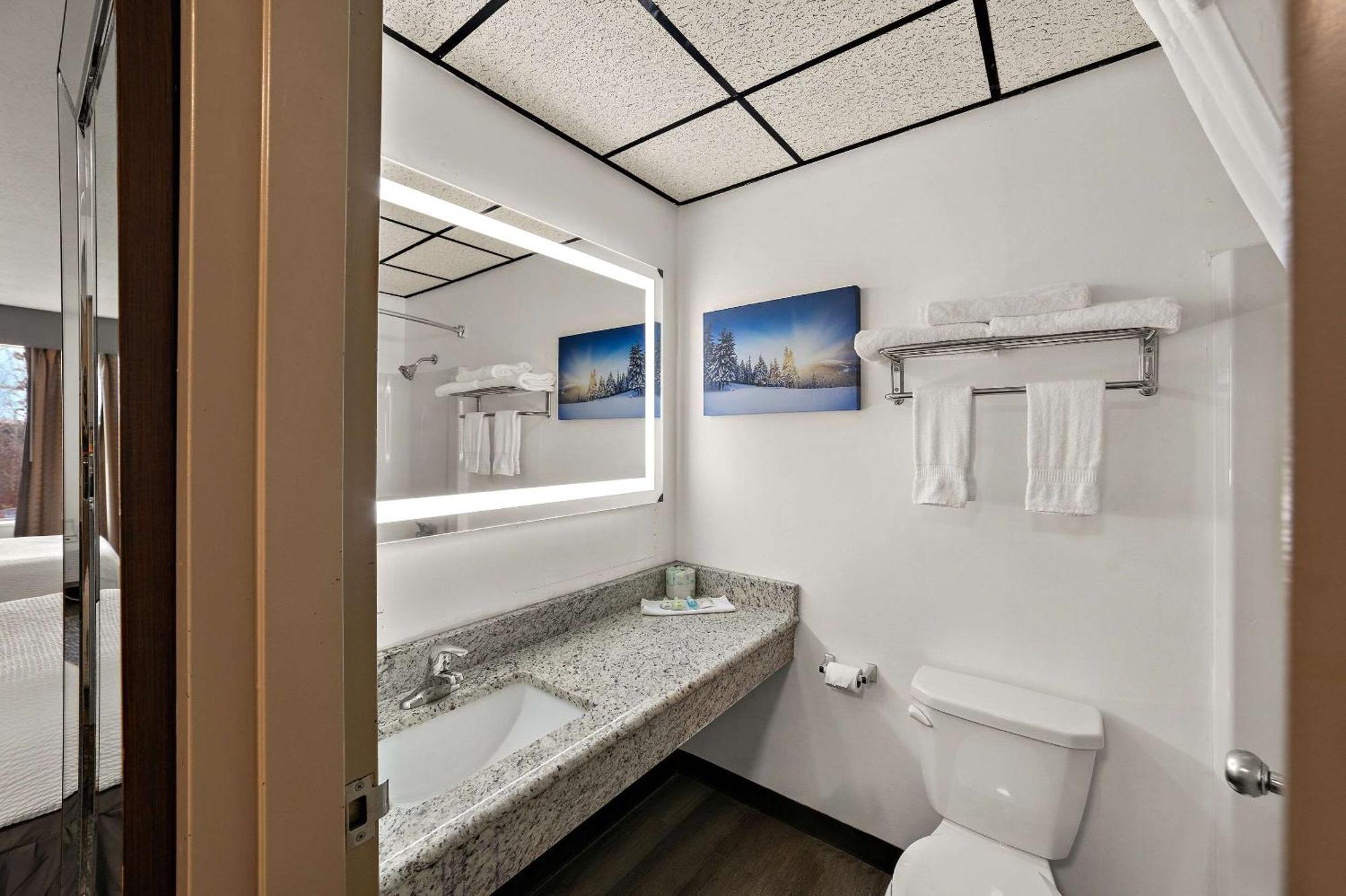 Quality Inn & Suites Caribou Екстериор снимка