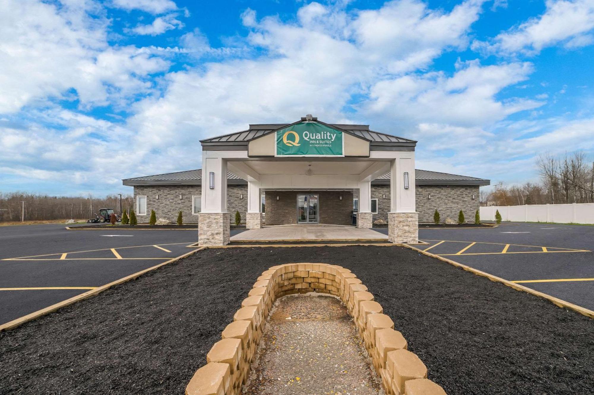 Quality Inn & Suites Caribou Екстериор снимка