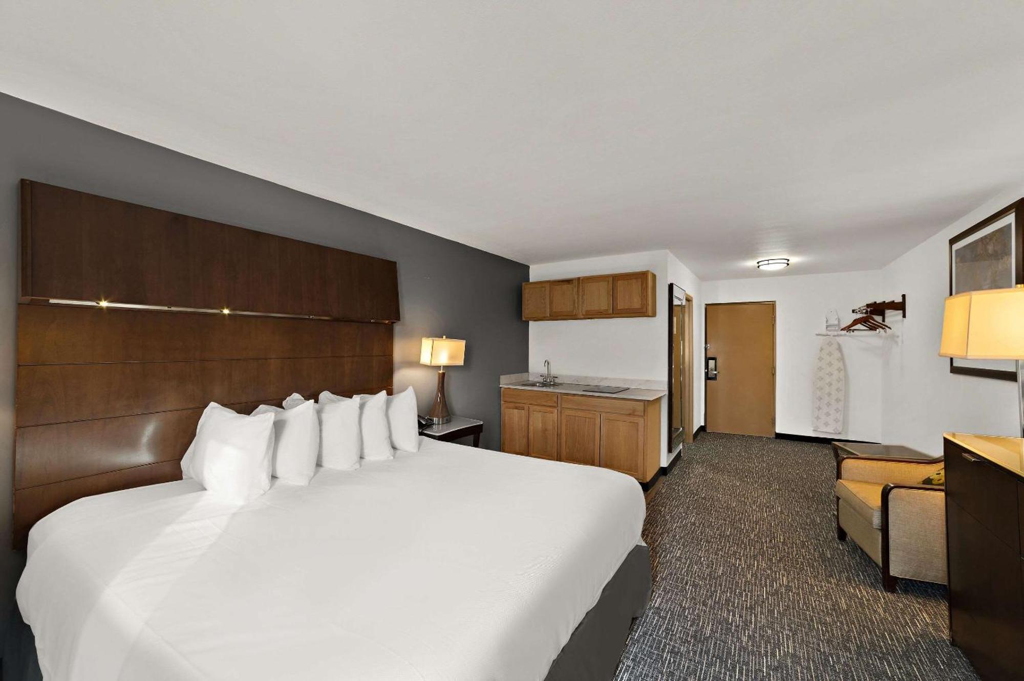 Quality Inn & Suites Caribou Екстериор снимка