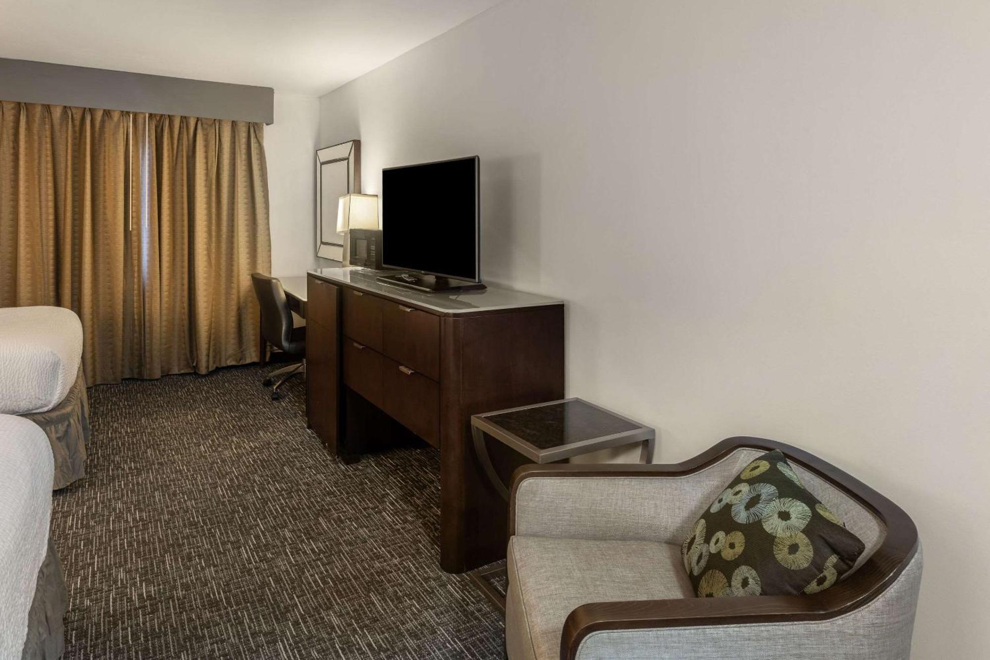 Quality Inn & Suites Caribou Екстериор снимка